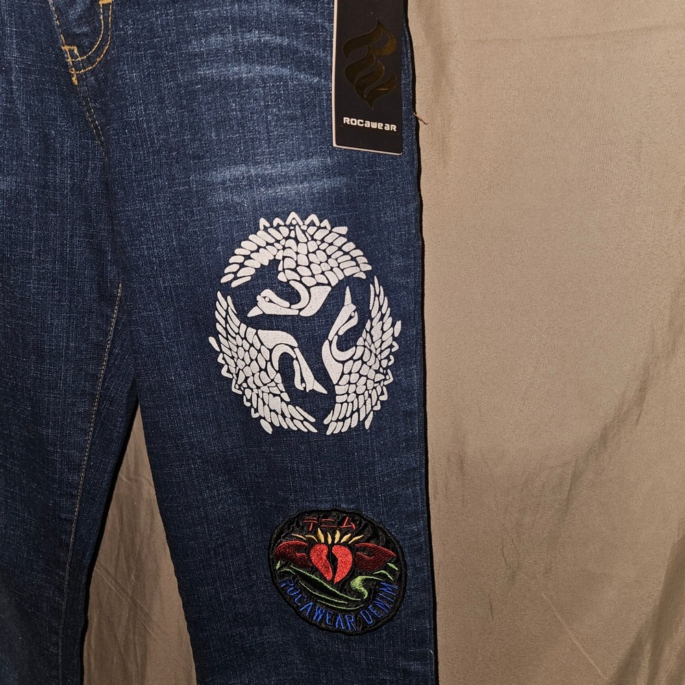 Rocawear Denim Jeans Dark Wash Embellished Patches Bootcut - Picture 3 of 5